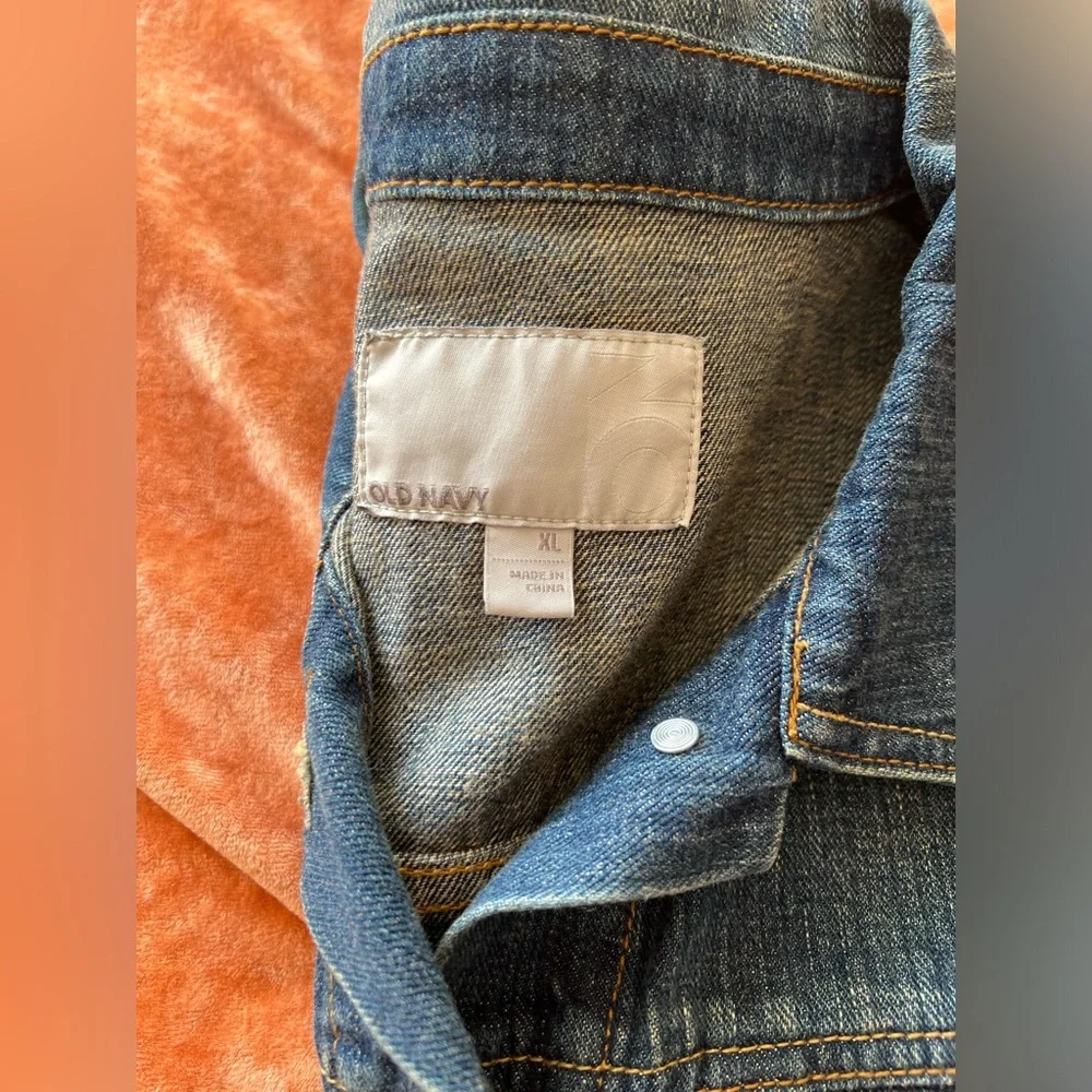Old navy jeans jacket size XL [A-8] - Picture 3 of 5